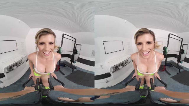 Curvy Skylar Snow Discovers really big dick this Morning VR Porn