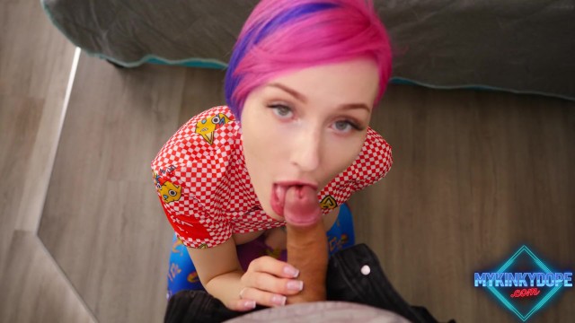 Emochka likes to skateboard, suck cock and fuck in her pussy