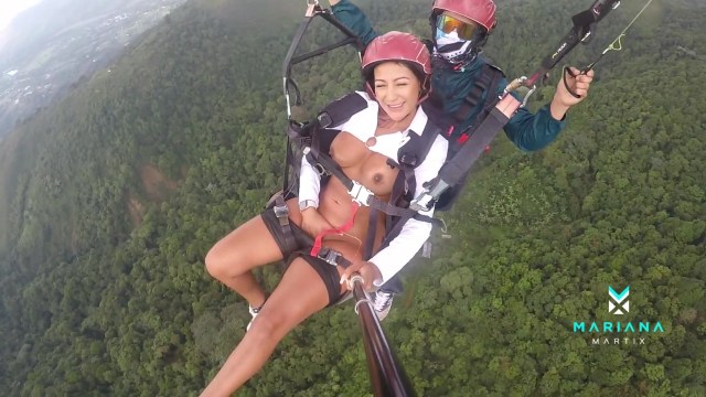 Mariana Martix Squirts while Paragliding